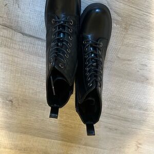 Kohl's Black Combat Boots Rugged Leather Ankle-High